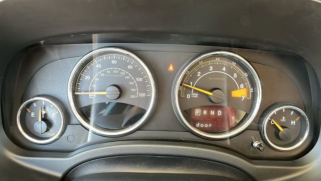 Used 2014 Jeep Compass Latitude image 6