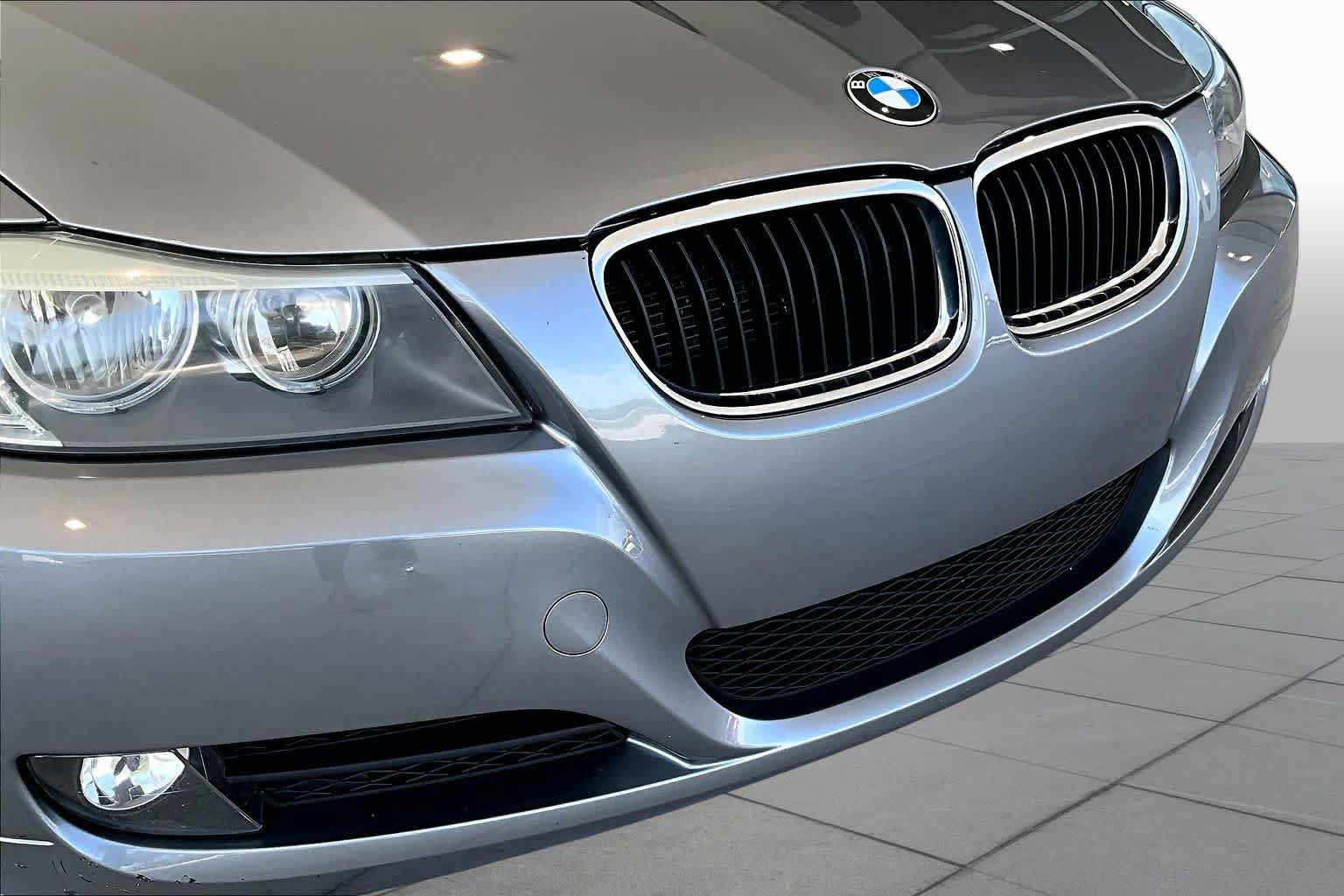 Used 2010 BMW 328i Sedan RWD image 29