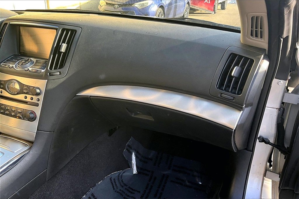 Used 2012 INFINITI G37 Sport w/ Premium Pkg image 26