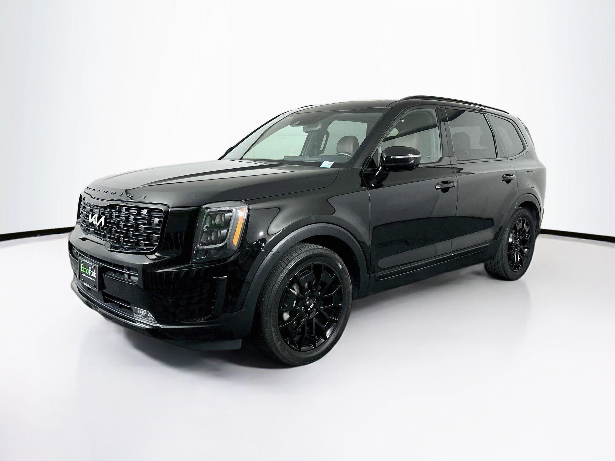 Used 2022 Kia Telluride SX w/ SX Prestige Package AWD/4WD image 3