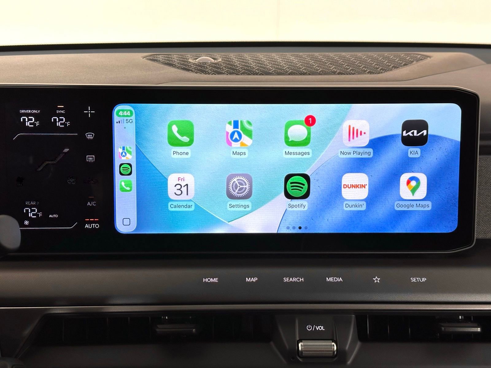 Used 2025 Kia EV9 Wind image 3