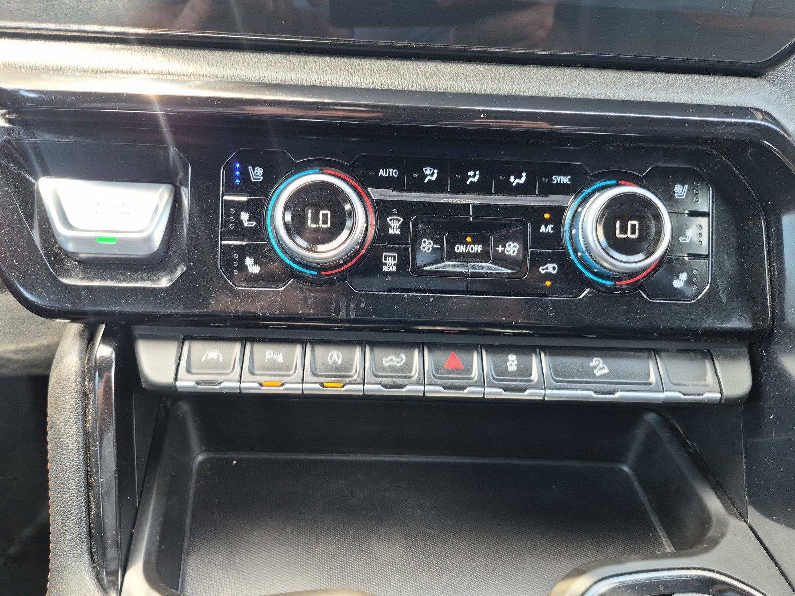 Used 2025 GMC Sierra 1500 AT4 AWD/4WD image 27
