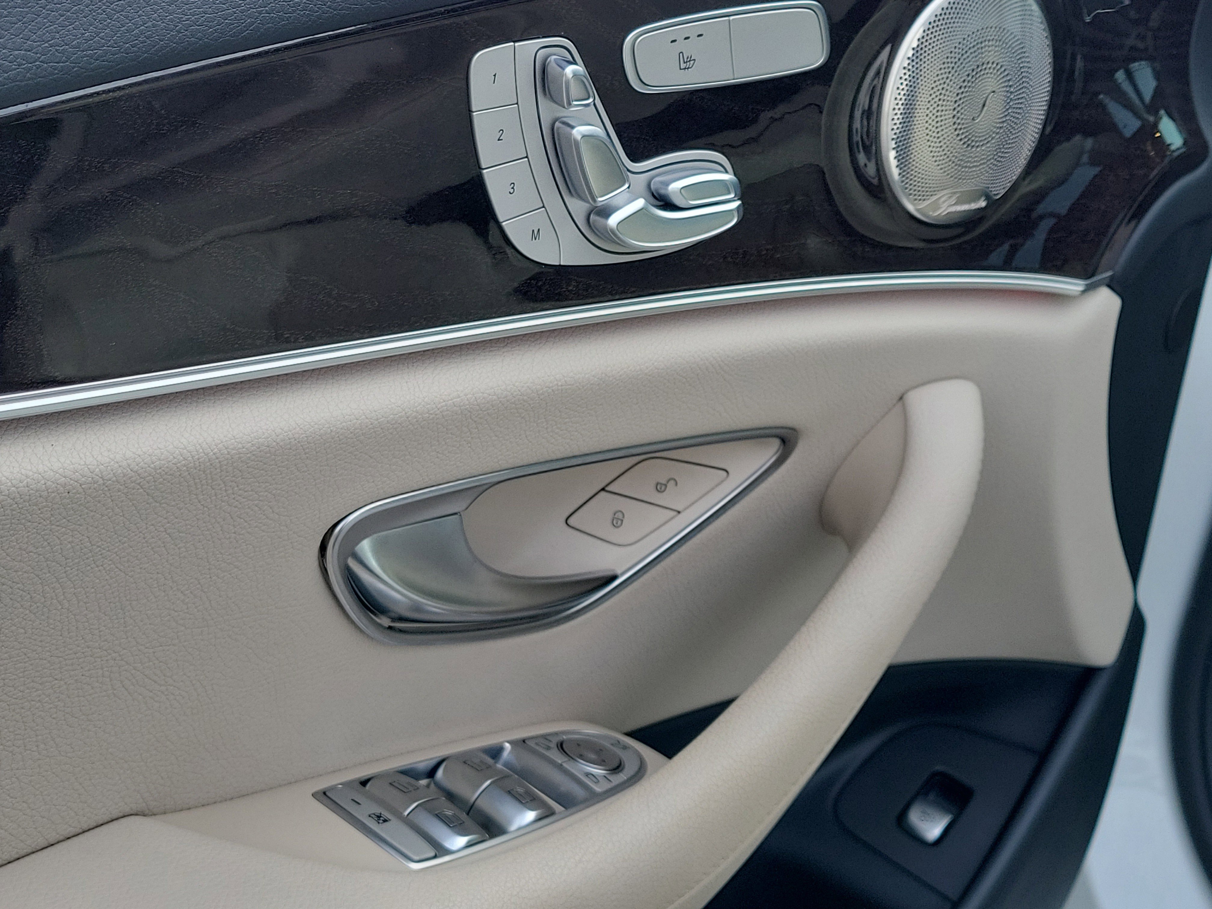 Used 2022 Mercedes-Benz E 350 Sedan image 23