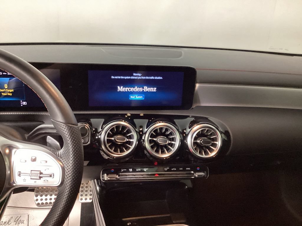Used 2022 Mercedes-Benz CLA 250 image 15