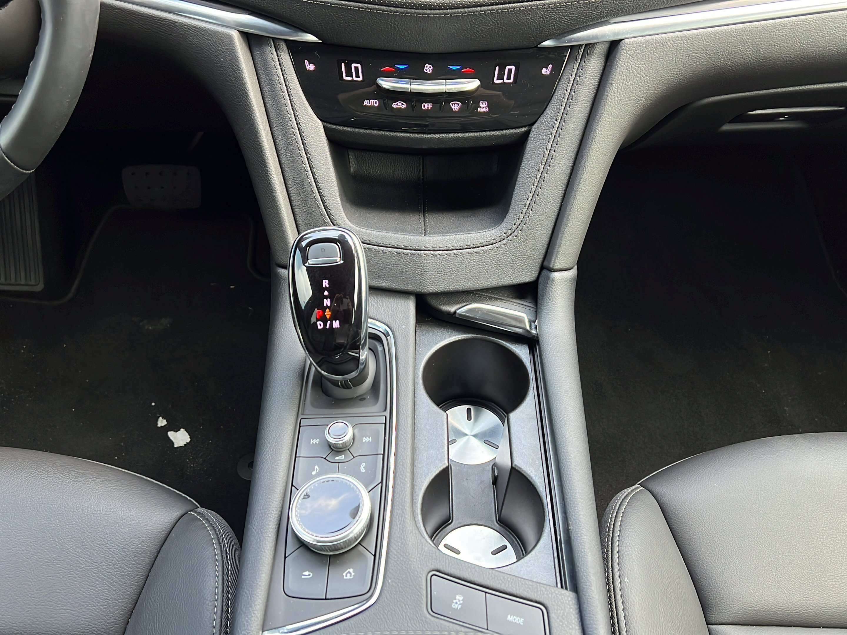 Used 2025 Cadillac XT5 Luxury FWD image 15