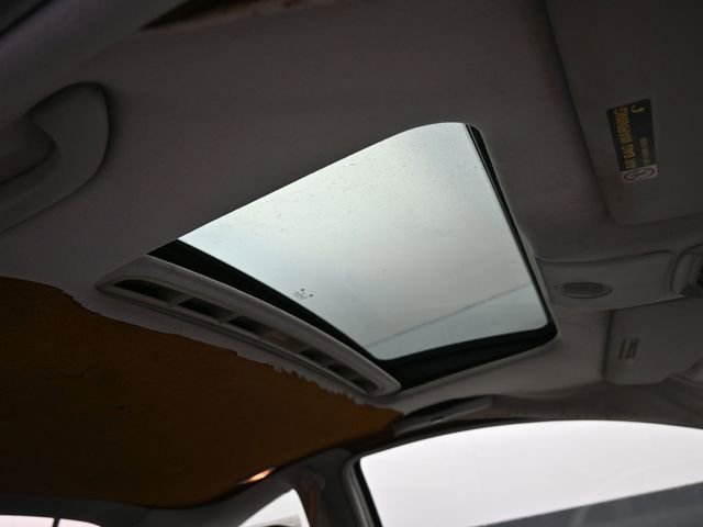 Used 2001 Volkswagen Beetle GLS FWD image 11