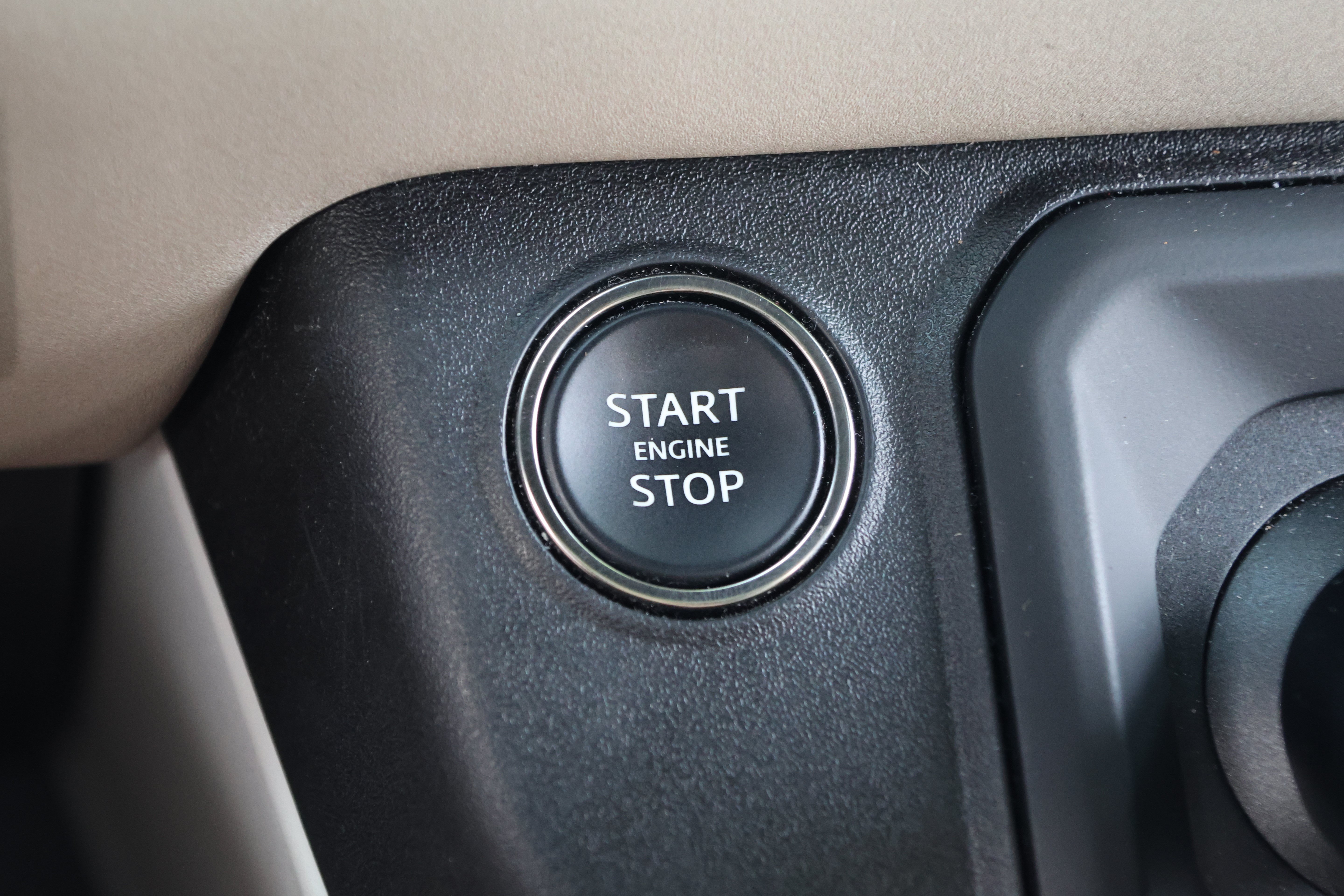 Used 2023 Land Rover Defender 110 S AWD/4WD image 23
