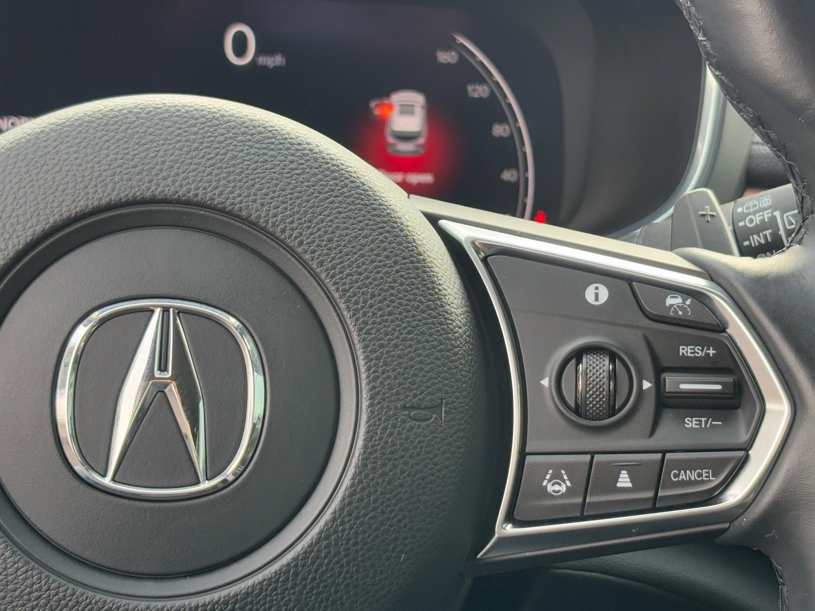 Used 2022 Acura MDX FWD image 22