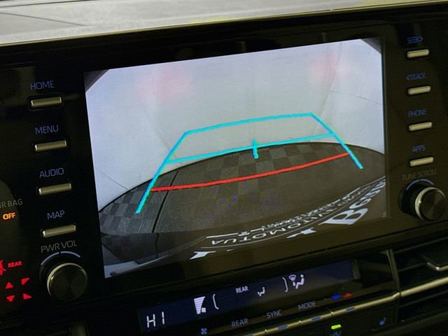 Used 2022 Toyota Sienna XLE image 12