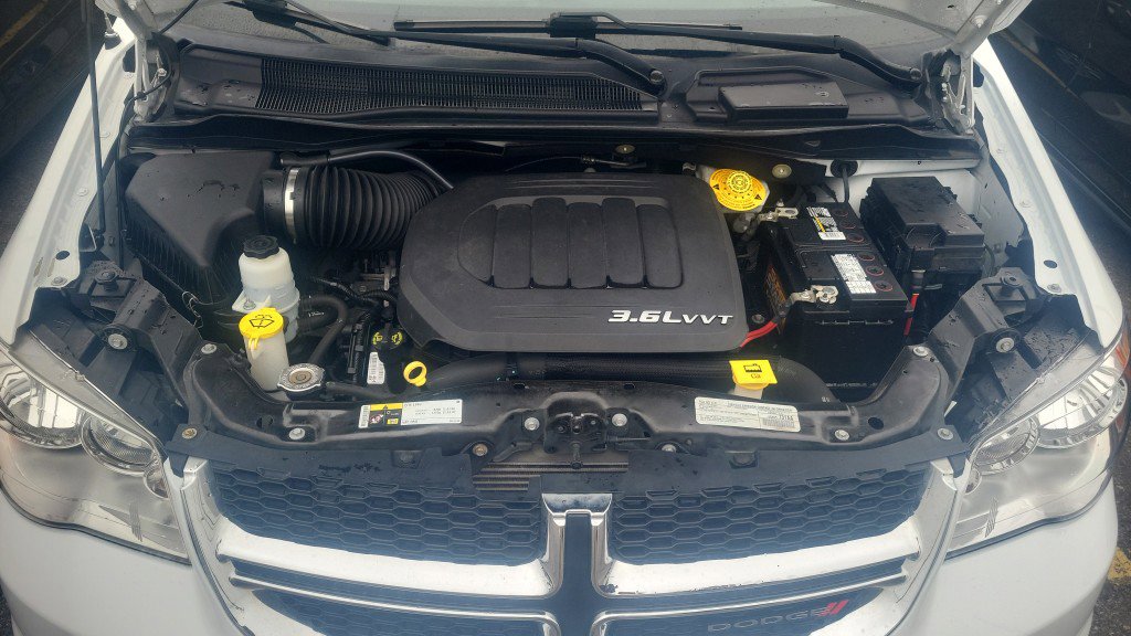 Used 2018 Dodge Grand Caravan SE image 35