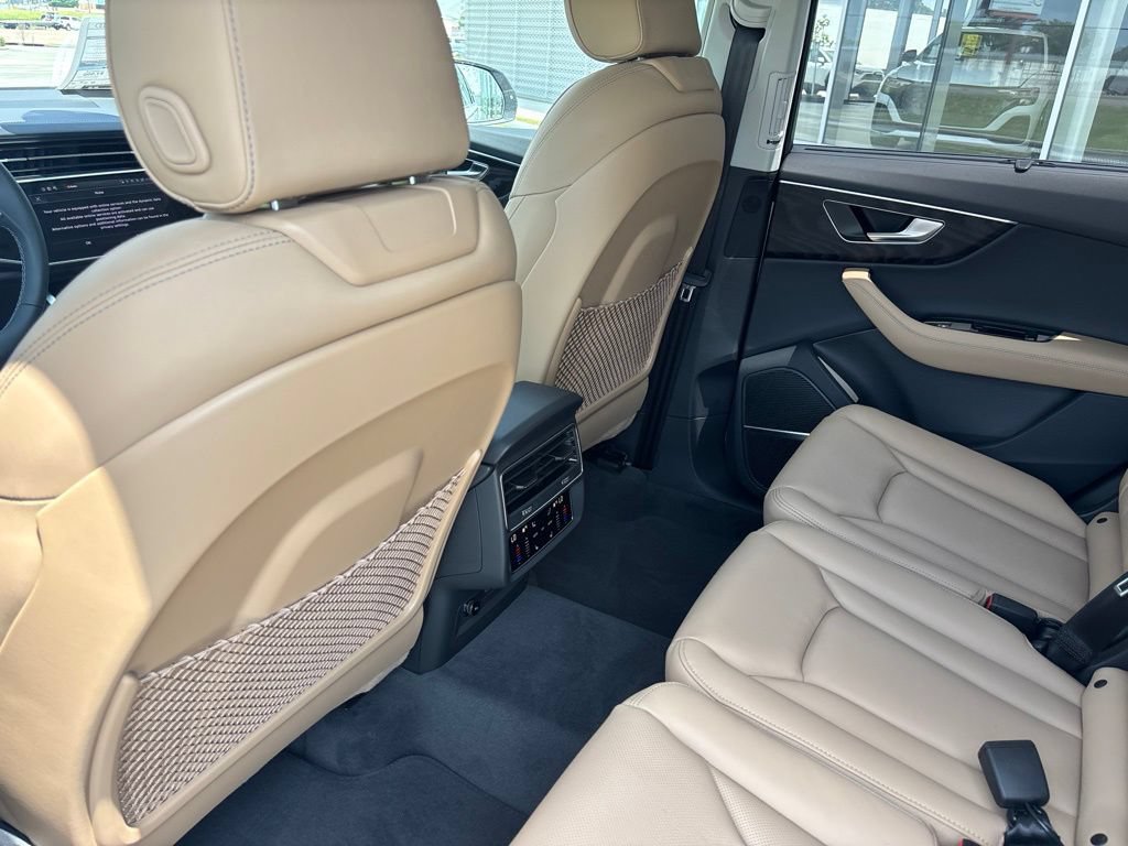 New 2026 Audi Q7 3.0T Prestige AWD/4WD image 10