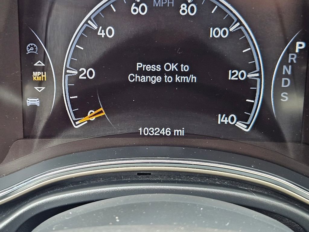 Used 2015 Jeep Grand Cherokee Limited w/ Luxury Group II image 16