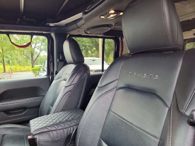 Used 2019 Jeep Wrangler Unlimited Sahara w/ Uconnect 4C Nav & Sound Group AWD/4WD image 20