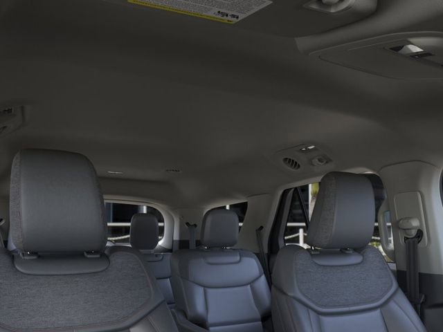 New 2026 Ford Explorer Active image 22