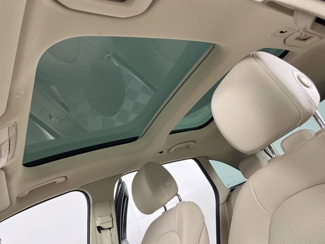 Used 2022 Mercedes-Benz GLC 300 4MATIC image 33