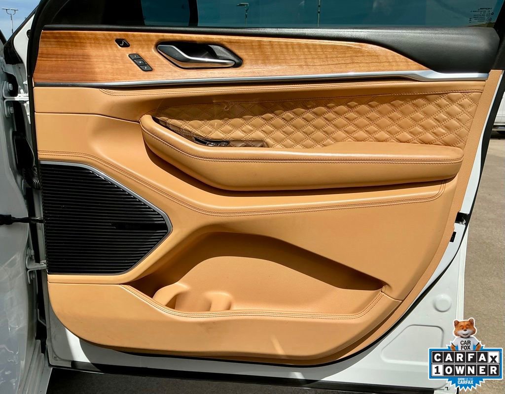 Used 2024 Jeep Grand Cherokee L Summit AWD/4WD image 22