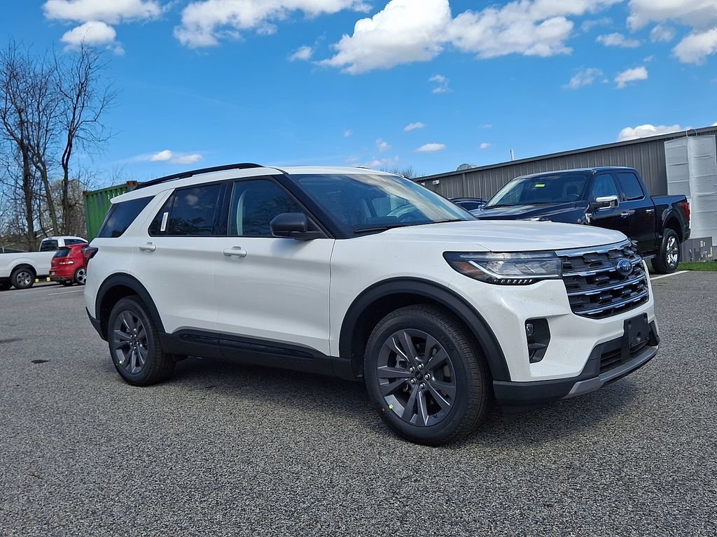 New 2026 Ford Explorer Active w/ Active Comfort Package