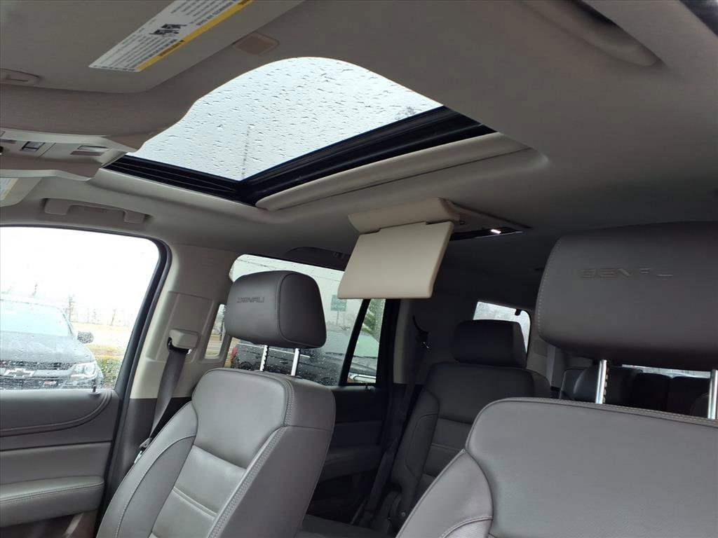 Used 2018 GMC Yukon Denali w/ Denali Ultimate Package image 24
