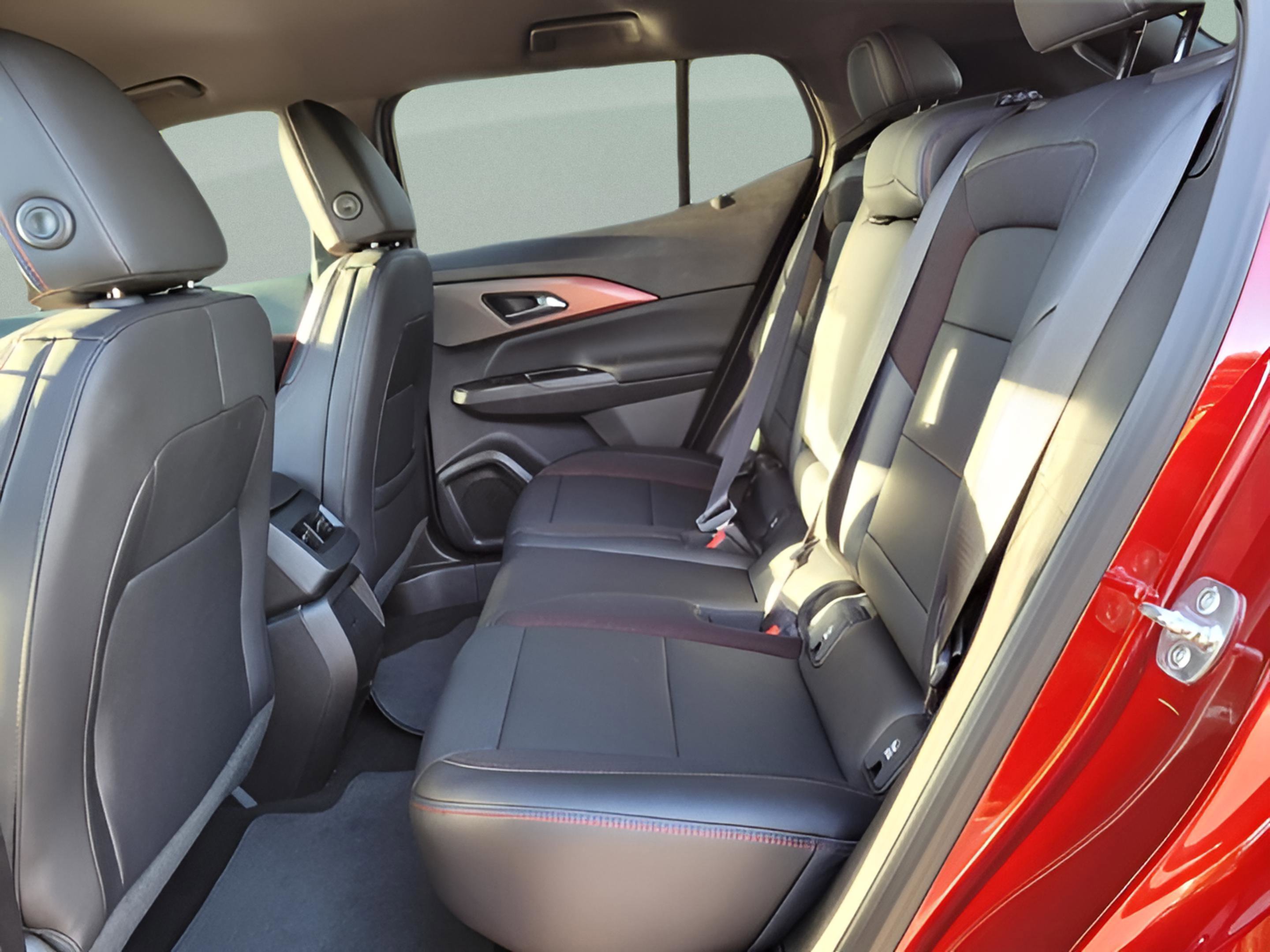 New 2026 Chevrolet Equinox EV RS image 8
