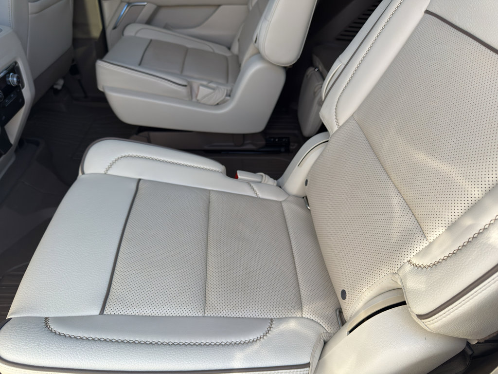 Used 2021 GMC Yukon Denali image 38