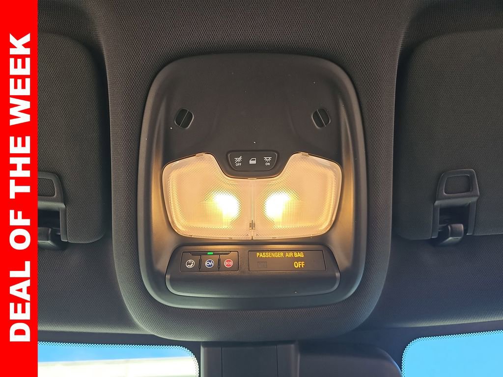 Used 2023 Chevrolet TrailBlazer RS image 30