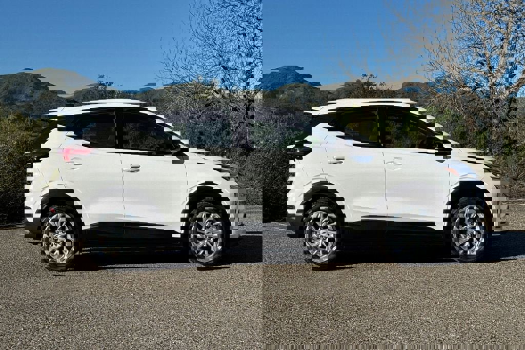 New 2027 Chevrolet Bolt LT w/ Comfort Package image 3