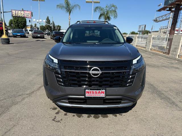New 2026 Nissan Pathfinder SL w/ Cargo Package AWD/4WD image 2
