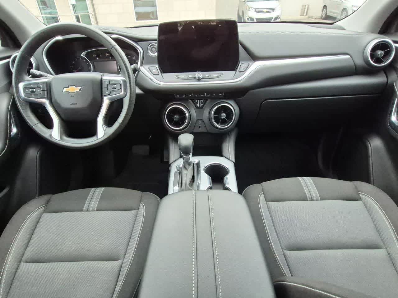 Used 2023 Chevrolet Blazer LT AWD/4WD image 15