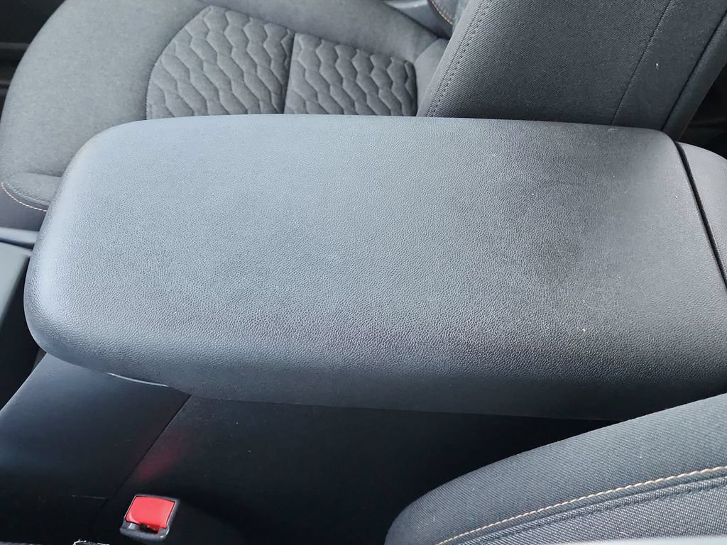 Used 2018 Chevrolet Equinox LT FWD image 20