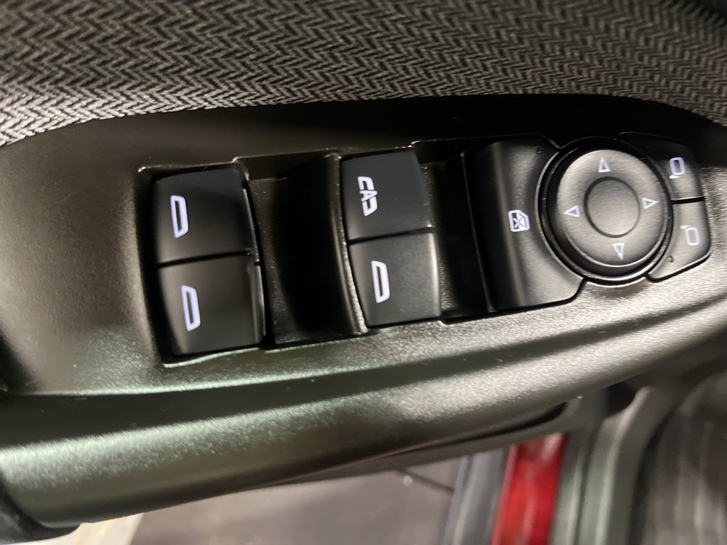 Certified 2023 Chevrolet TrailBlazer LT FWD image 31