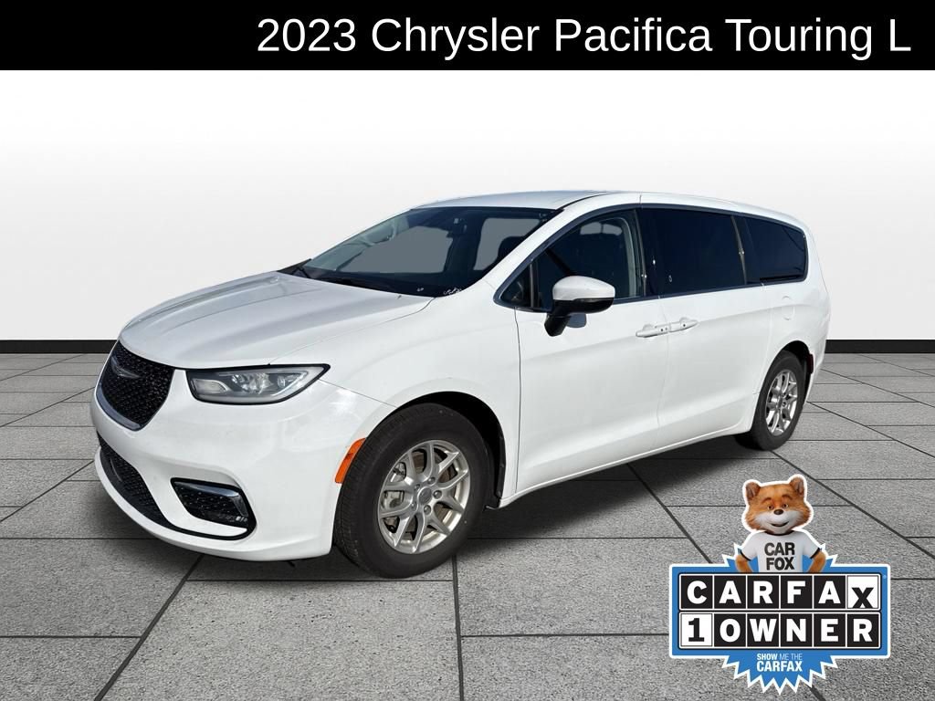 Used 2023 Chrysler Pacifica Touring-L
