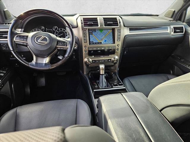 Used 2021 Lexus GX 460 Premium w/ Accessory Package AWD/4WD image 16