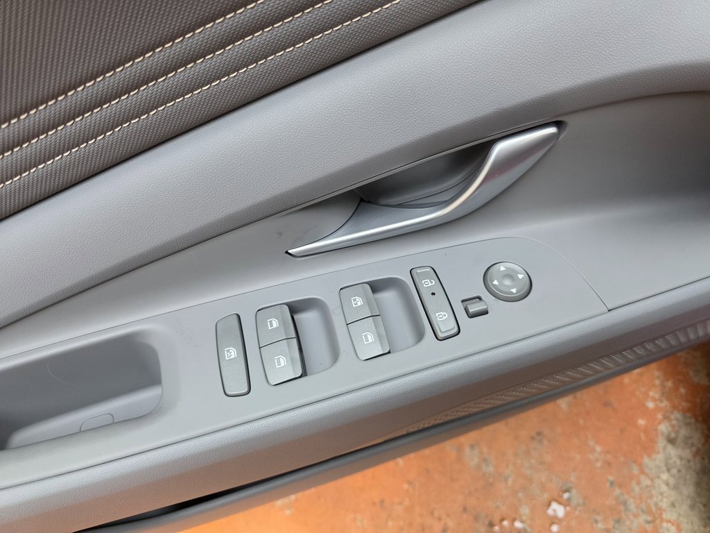 New 2026 Hyundai Elantra Sport w/ Cargo Package image 26