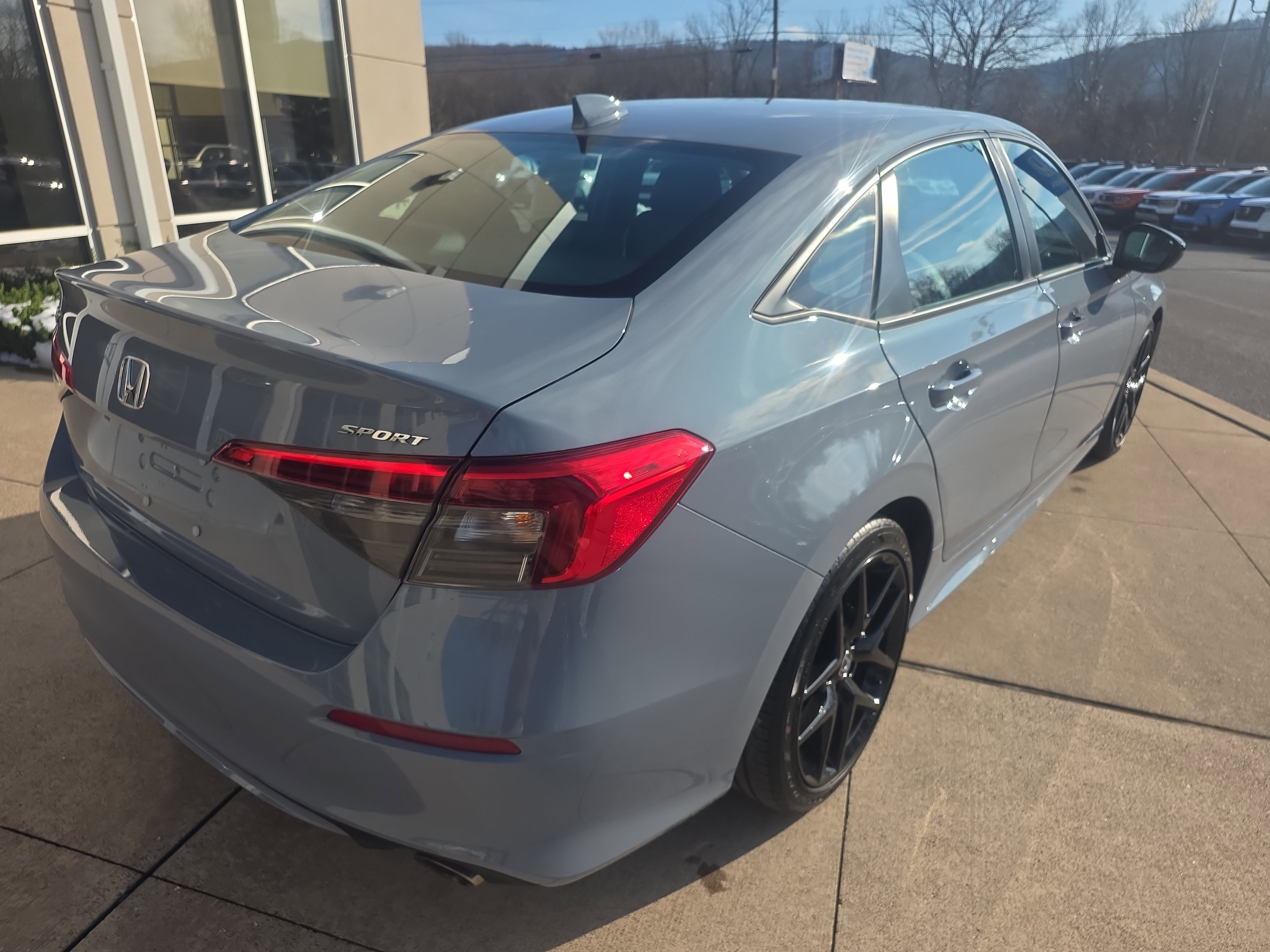 Used 2023 Honda Civic Sport image 5