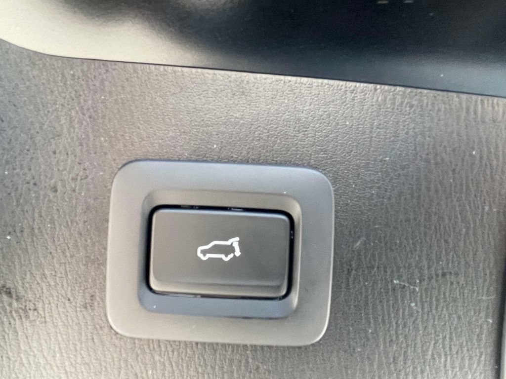 Used 2025 MAZDA CX-5 AWD 2.5 S w/ Premium Plus Pkg image 12