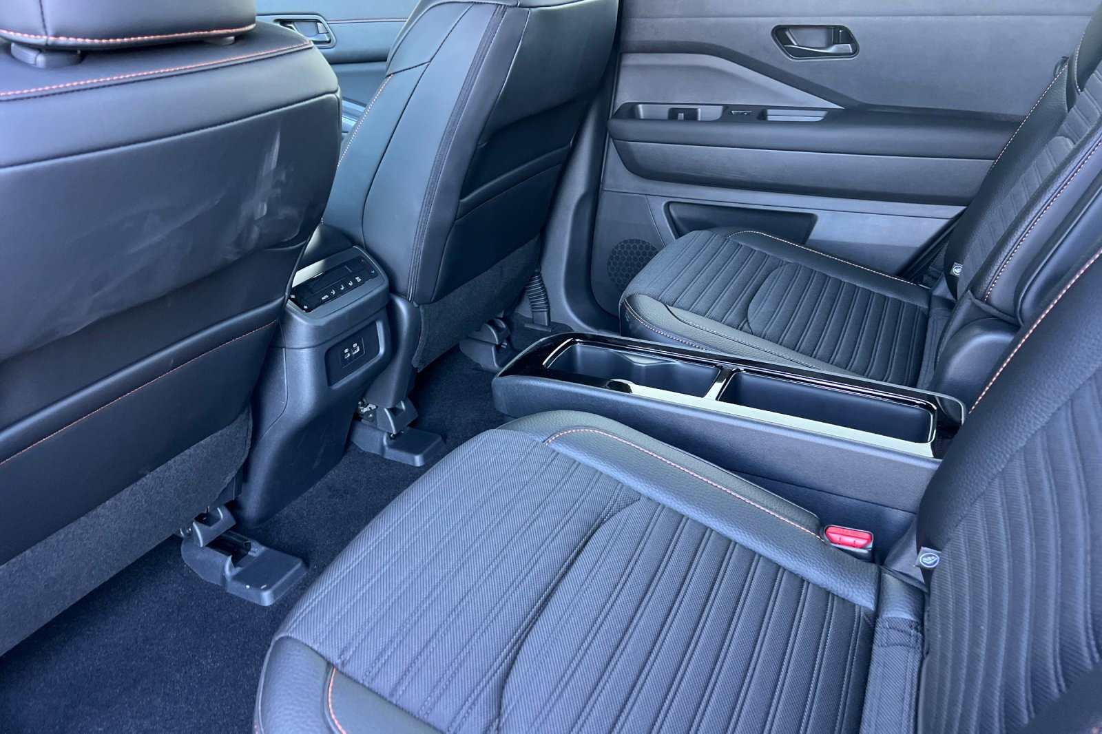 Certified 2025 Nissan Pathfinder Rock Creek image 15