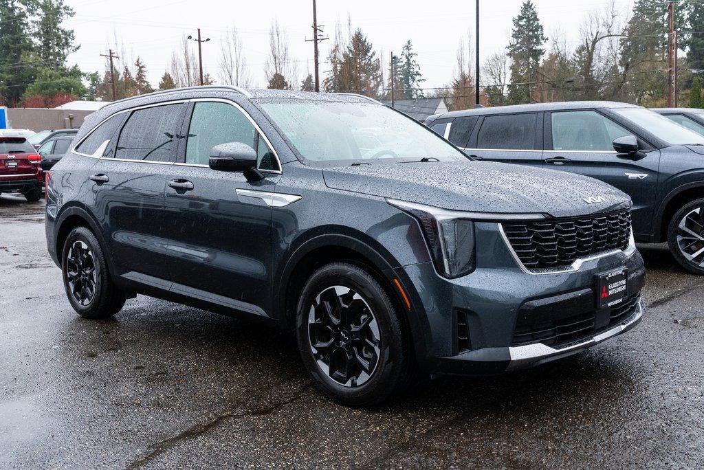 Used 2024 Kia Sorento S