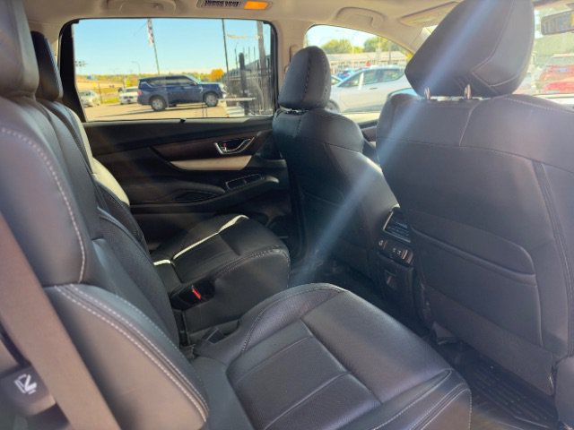 Used 2022 Subaru Ascent Touring AWD/4WD image 25