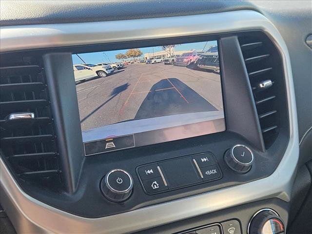 Used 2023 GMC Acadia SLT image 14