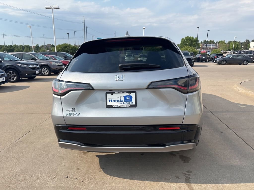 Used 2023 Honda HR-V EX-L image 6