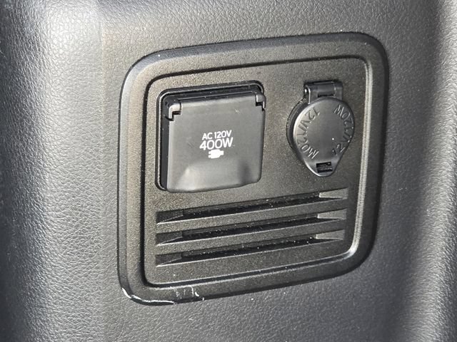 Used 2013 Toyota 4Runner SR5 w/ Premium Pkg RWD image 13