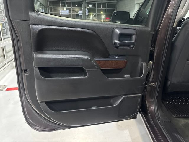 Used 2016 GMC Sierra 1500 SLE w/ SLE Value Package AWD/4WD image 32