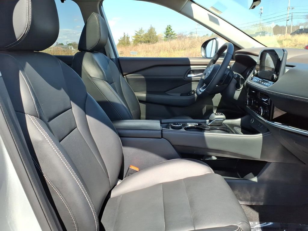 Certified 2023 Nissan Rogue SL w/ SL Premium Package image 9