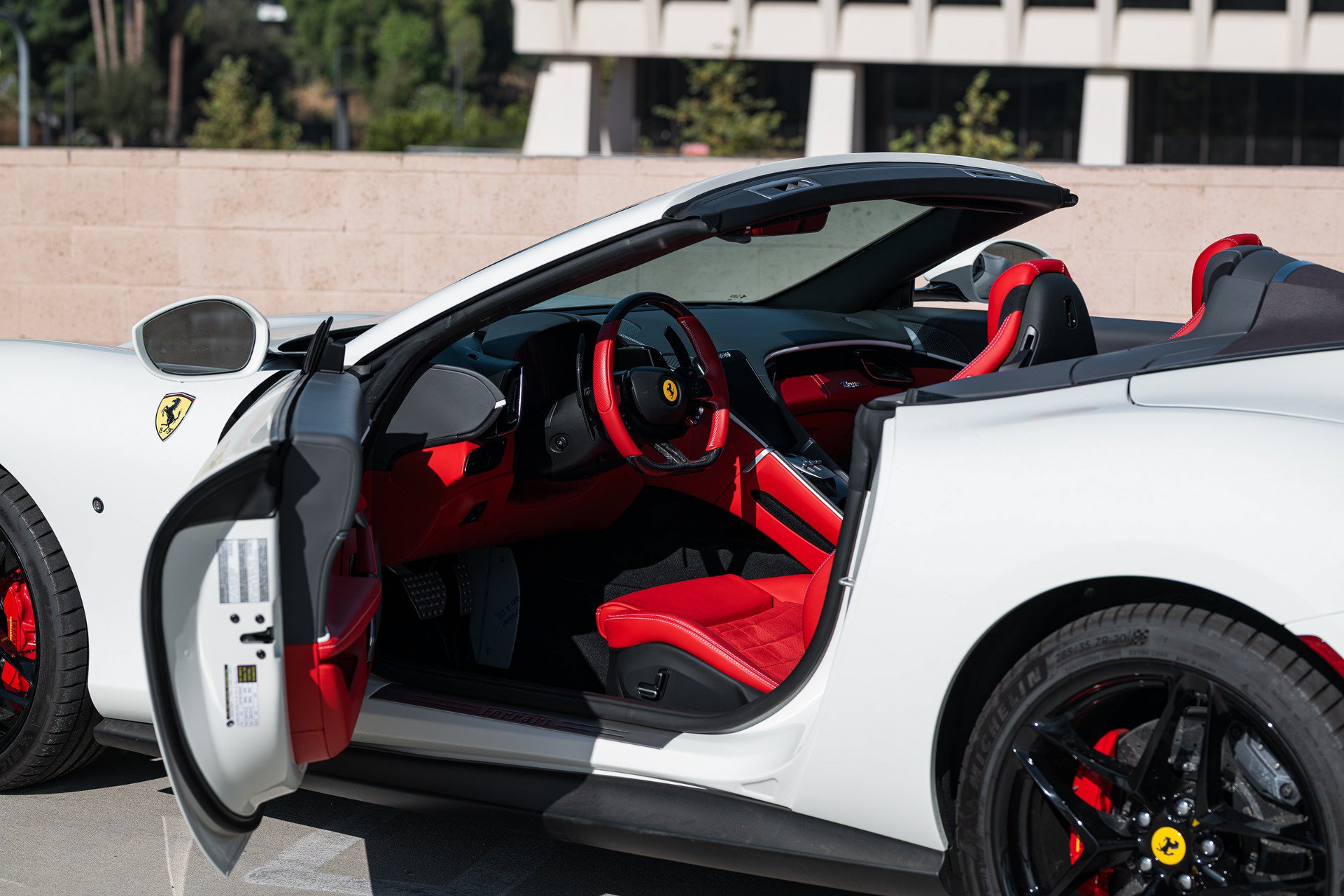 Used 2025 Ferrari Roma Spider RWD image 40