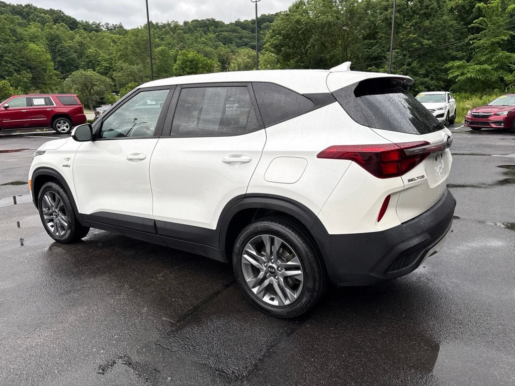 Used 2021 Kia Seltos LX AWD/4WD image 3