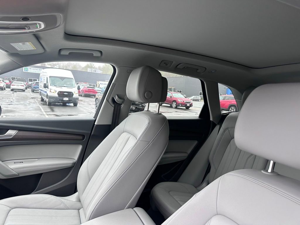 Used 2023 Audi Q5 2.0T Premium Plus w/ Premium Plus Package image 14