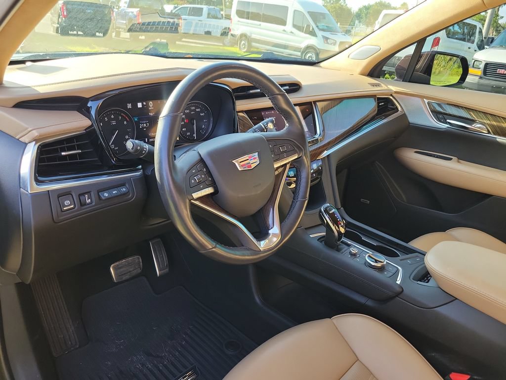 Used 2020 Cadillac XT6 Sport w/ Platinum Package AWD/4WD image 21