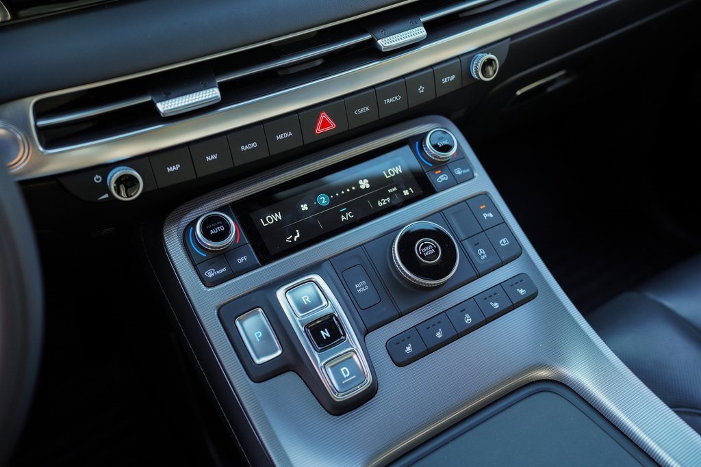 Used 2024 Hyundai Palisade Calligraphy image 34