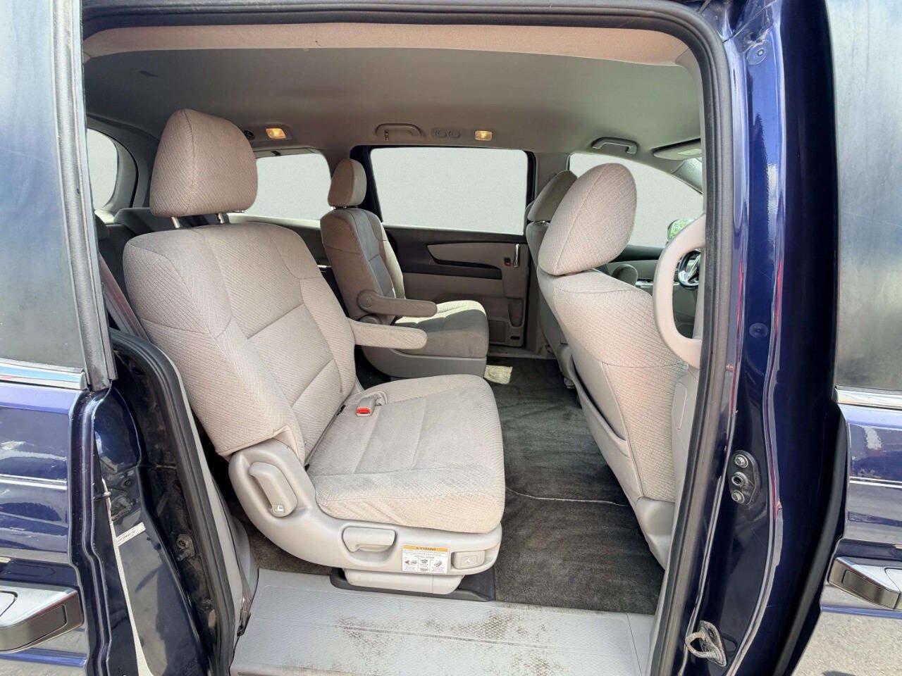 Used 2015 Honda Odyssey LX image 23