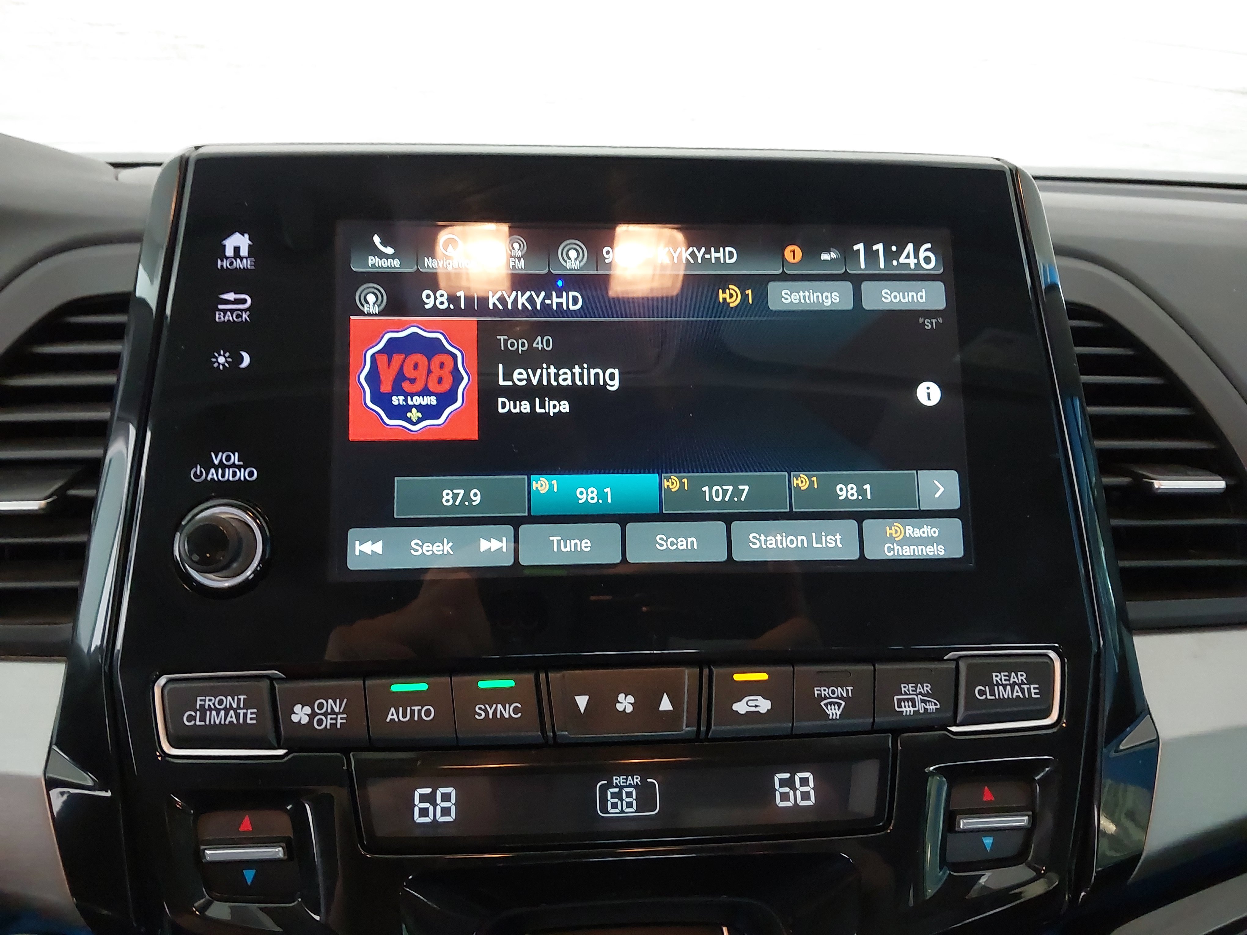 Used 2023 Honda Odyssey Touring image 21